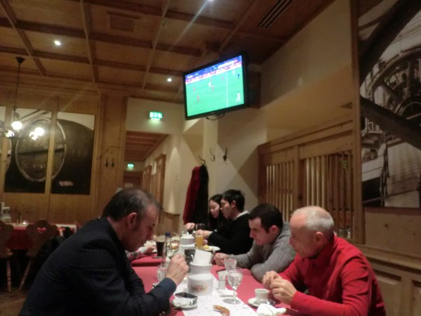 20130209_店でサッカー観戦
